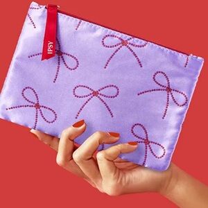 IPSY MAKEUP BAG